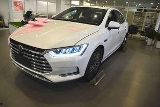 国产车大灯亮的视频,科技之光引领未来驾驶体验